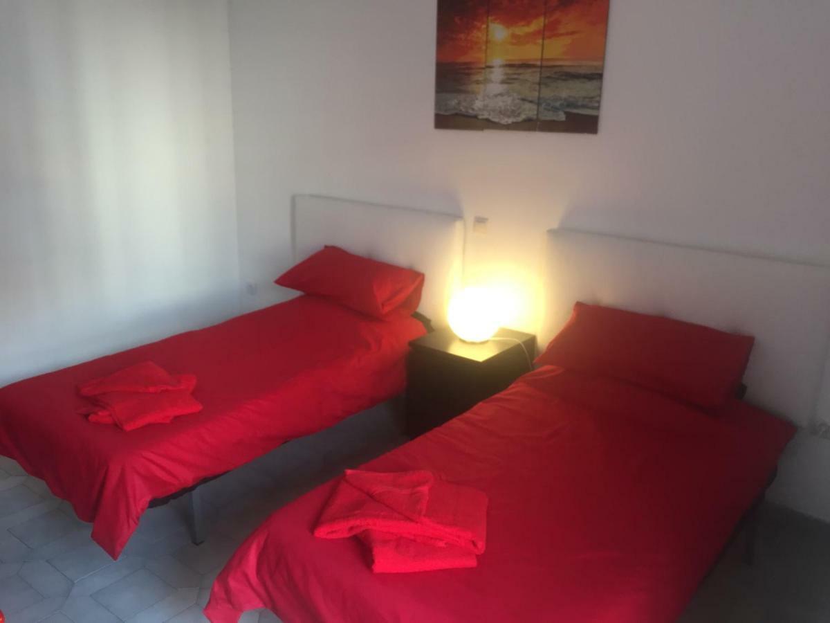 בנאלמדנה Jupiter Appartments מראה חיצוני תמונה